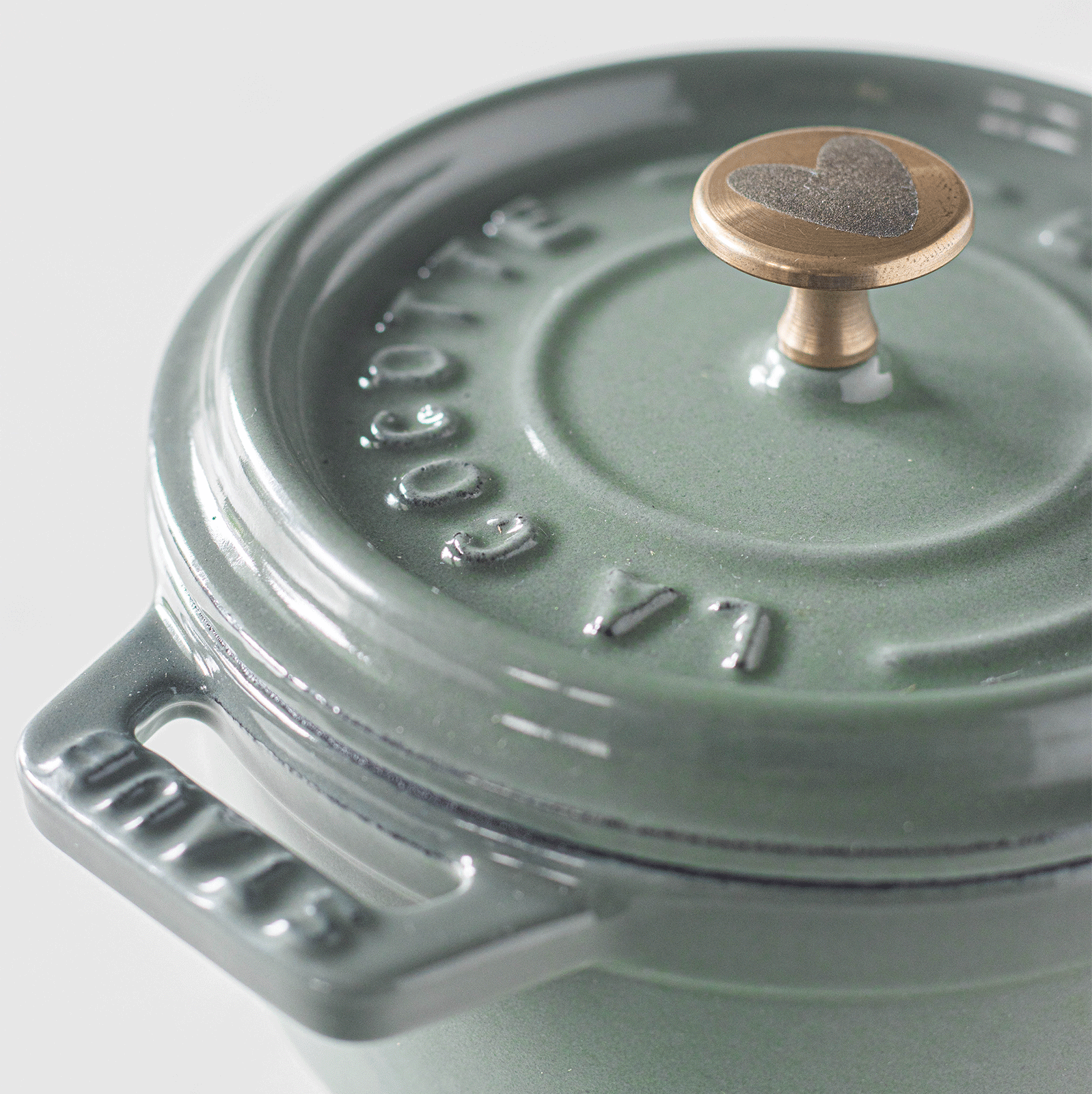 Special Edition: Mini Cocotte by food with love | rund Ø 10 cm in Eukalyptus